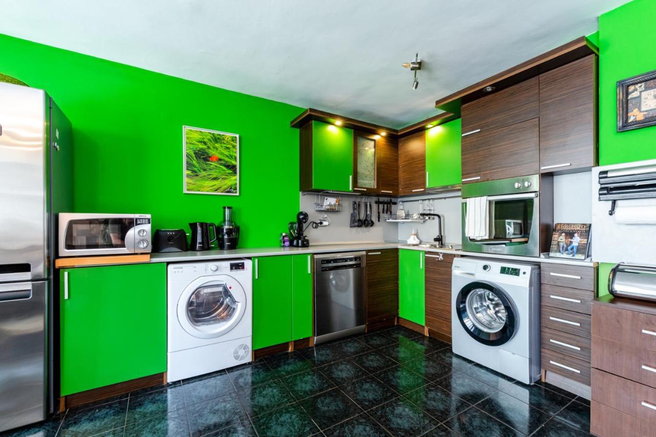 The - Free Parking Hotel de apartamente